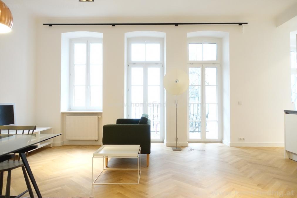 Expat flat - fully furnished I möblierte Altbauwohnung mit Balkon - möbliert