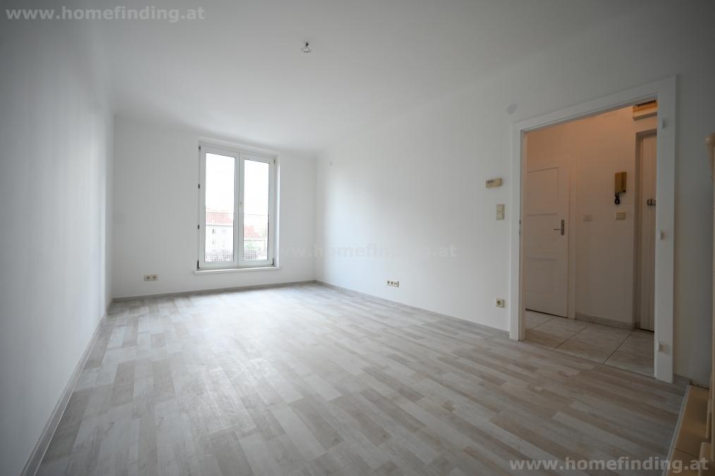first time use: refurbished apartment with 2 rooms