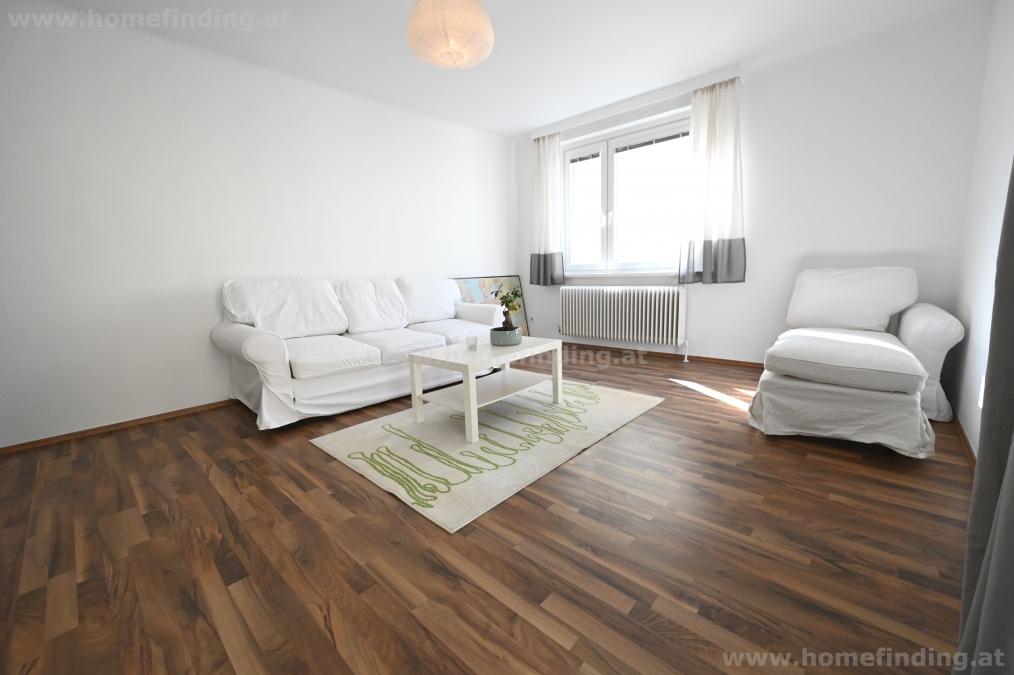 expat flat - fully furnished close to U6 / möblierte Balkonwohnung - 1 Schlafzimmer