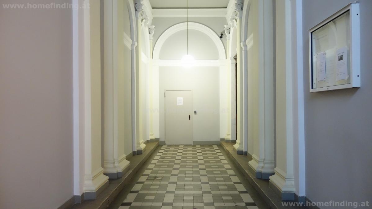 refurbished 3 rooms near Börse