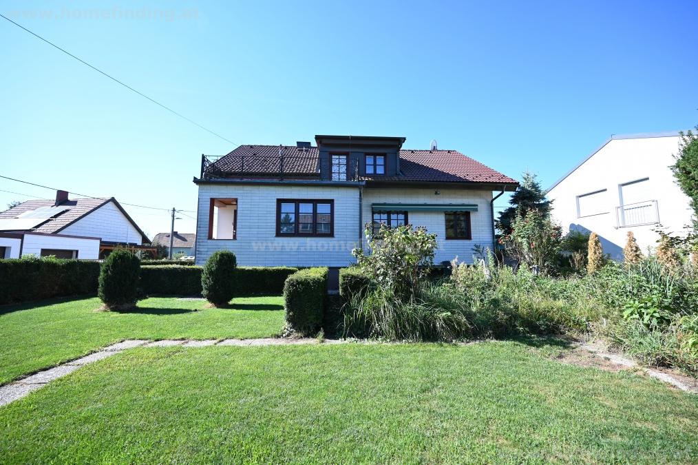 Nice house with small pond in Gerasdorf