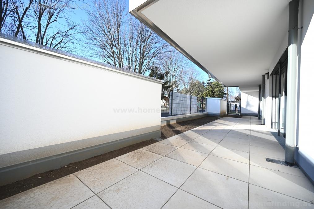 ERSTBEZUG: moderne Erdgeschoßwohnung mit kleinem Garten- 2 Bäder