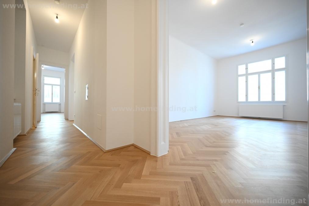 Erstbezug: 5-Zimmerwohnung, moderne Bäder, Klopfbalkon I unbefristet