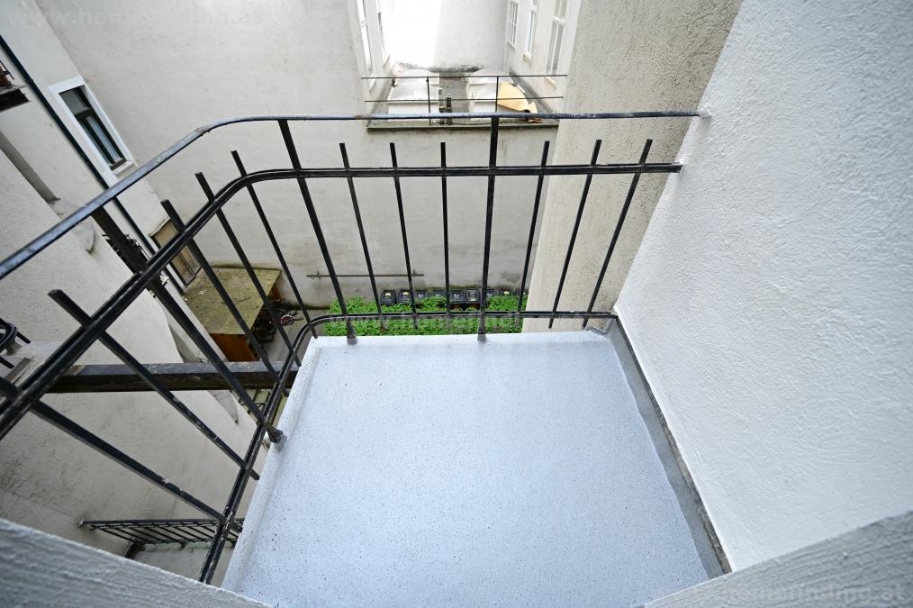 Erstbezug: 5-Zimmerwohnung, moderne Bäder, Klopfbalkon I unbefristet