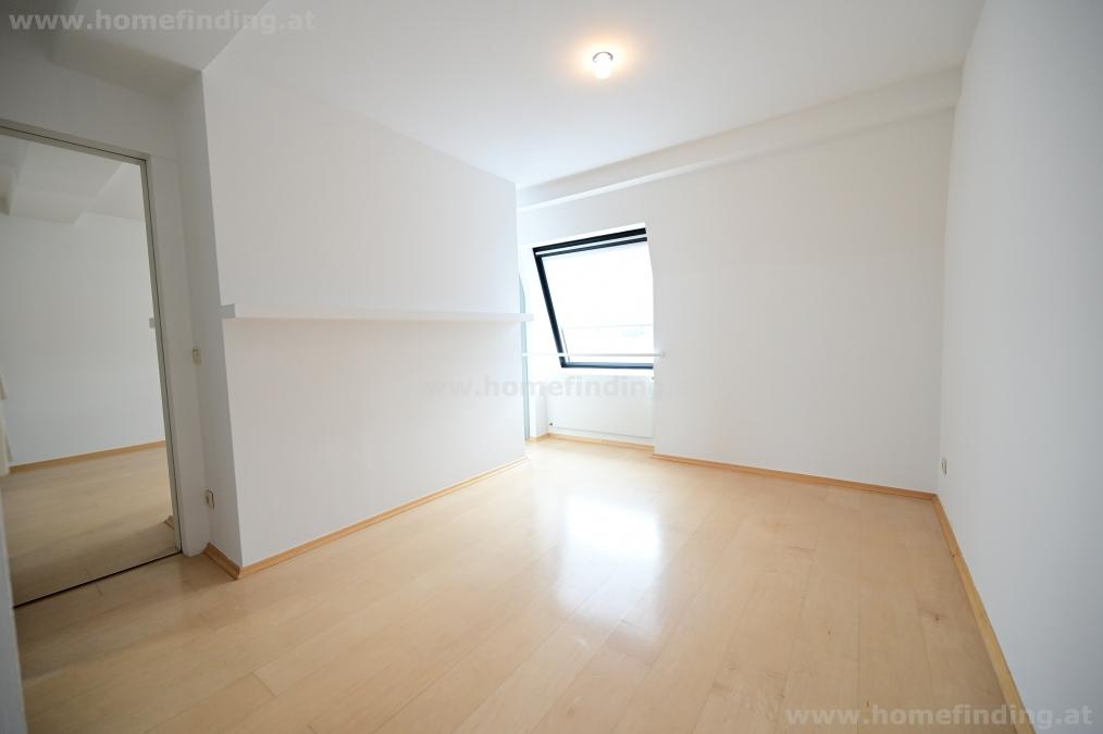 nahe Bischof Faber Platz I 2 große Terrassen, 4 Zimmer, DG-Wohnung