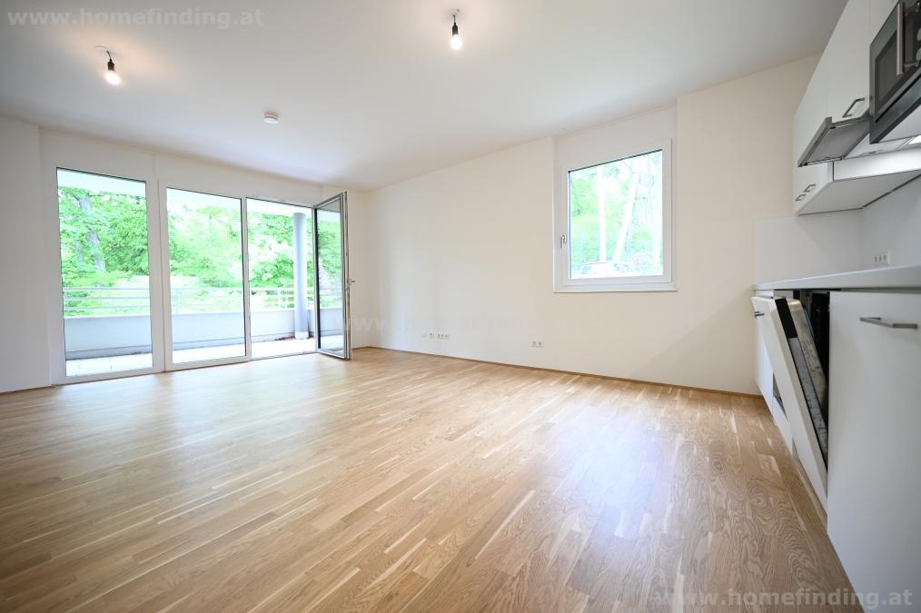 nice view with big loggia/balcony, garage possible