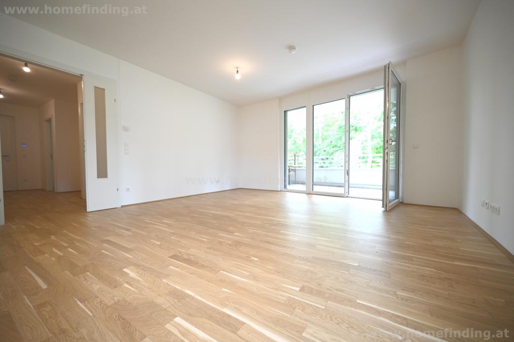 nice view with big loggia/balcony, garage possible