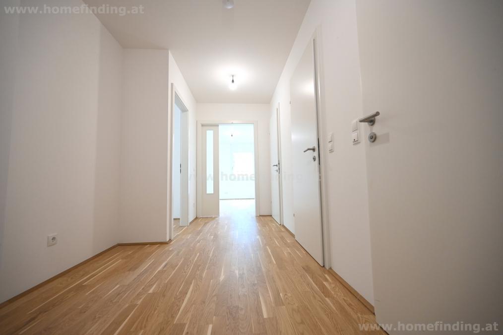 nice view with big loggia/balcony, garage possible