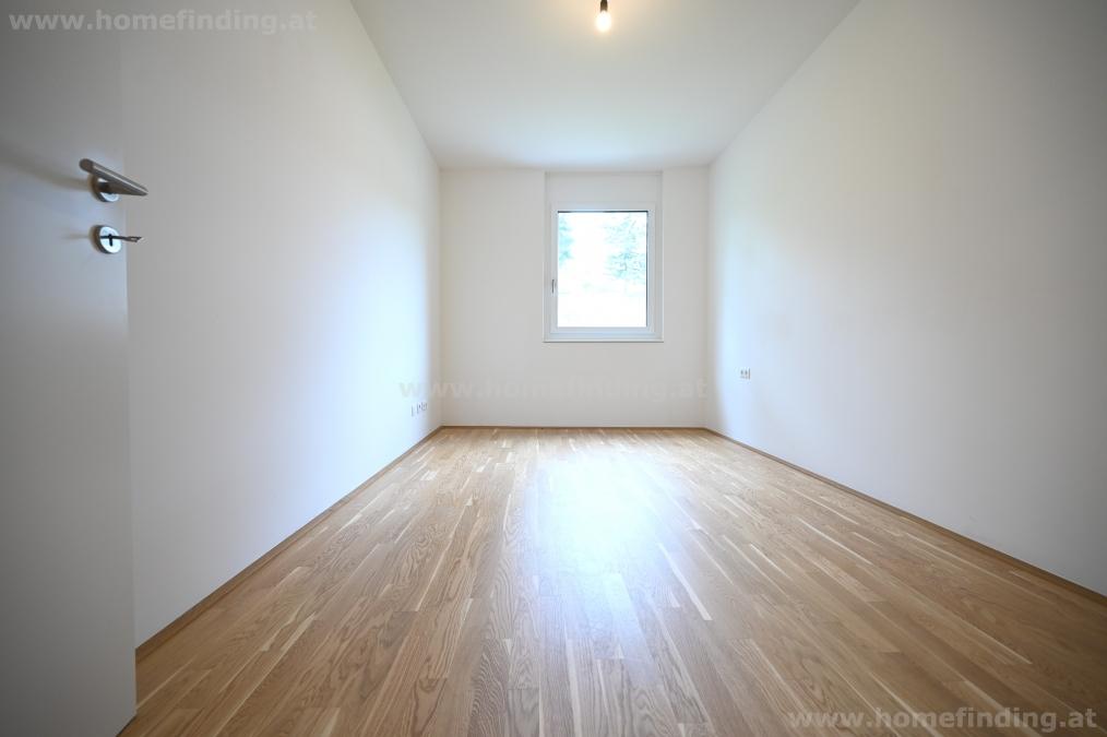 nice view with big loggia/balcony, garage possible