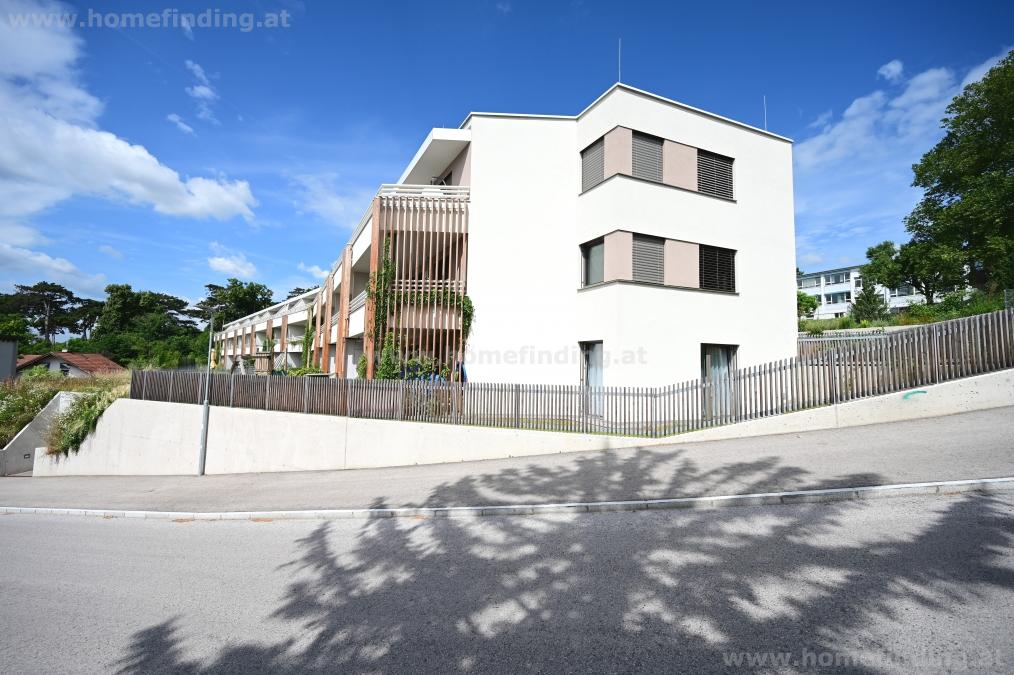 nice view with big loggia/balcony, garage possible