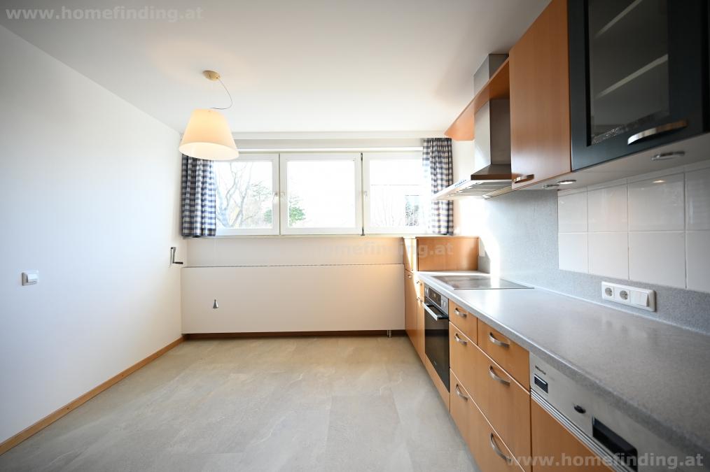 Wohnen in Mauer: 7 Zimmer, Pool, schöner Garten, Garage - befristet