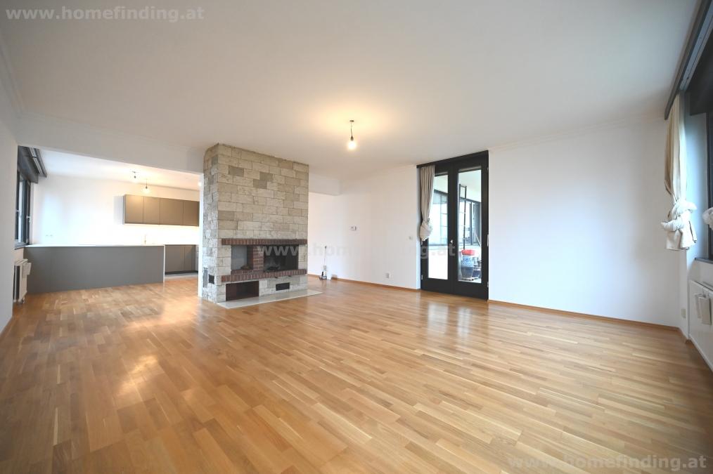 Grünruhelage: helle 4 Zimmerwohnung mit Loggia, Sauna und Pool -  befristet