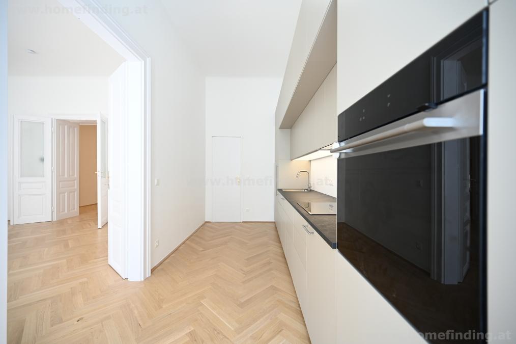 Erstbezug: Altbauwohnung - 6 Zimmer - 3 Bäder - nahe Argentinierstraße - befristet