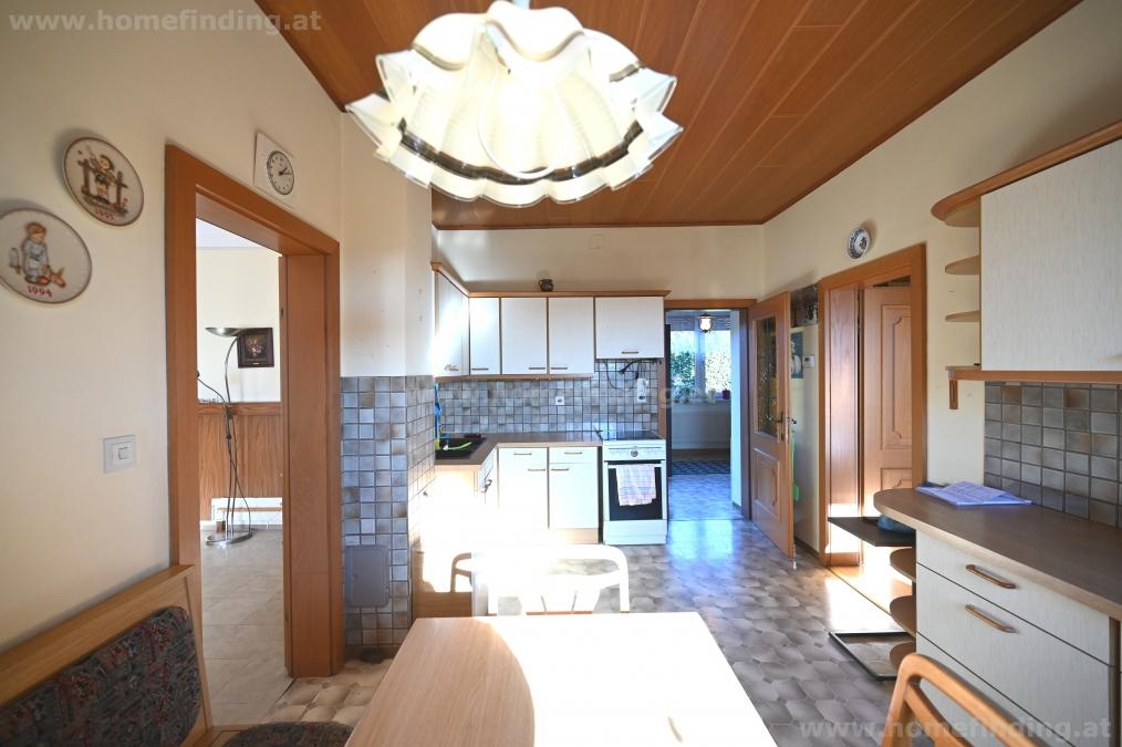 small house with garden in Angern an der March