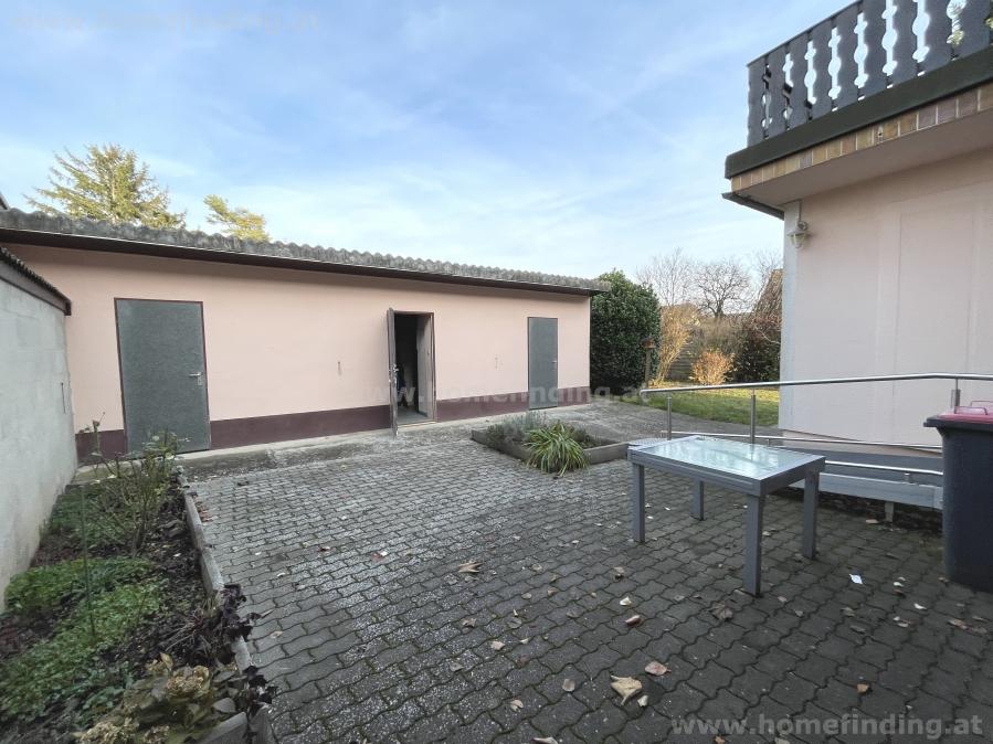 small house with garden in Angern an der March