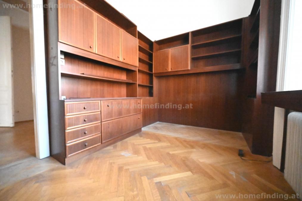 COMING SOON: riesiger Balkon mit Grünblick, ca 180m² WFL, renovierungsbedürftig