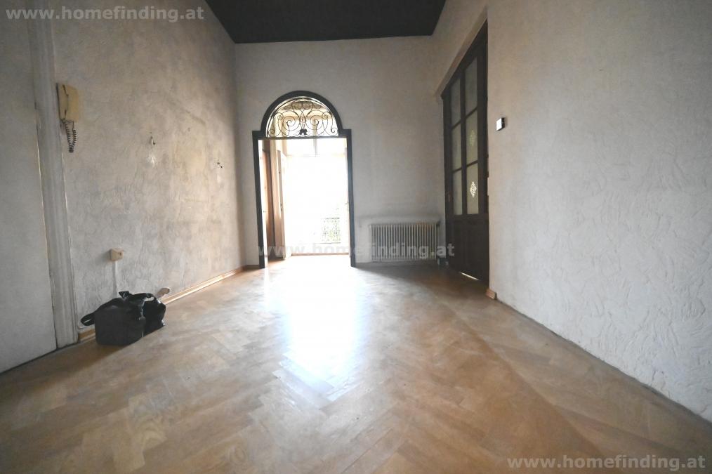 COMING SOON: riesiger Balkon mit Grünblick, ca 180m² WFL, renovierungsbedürftig