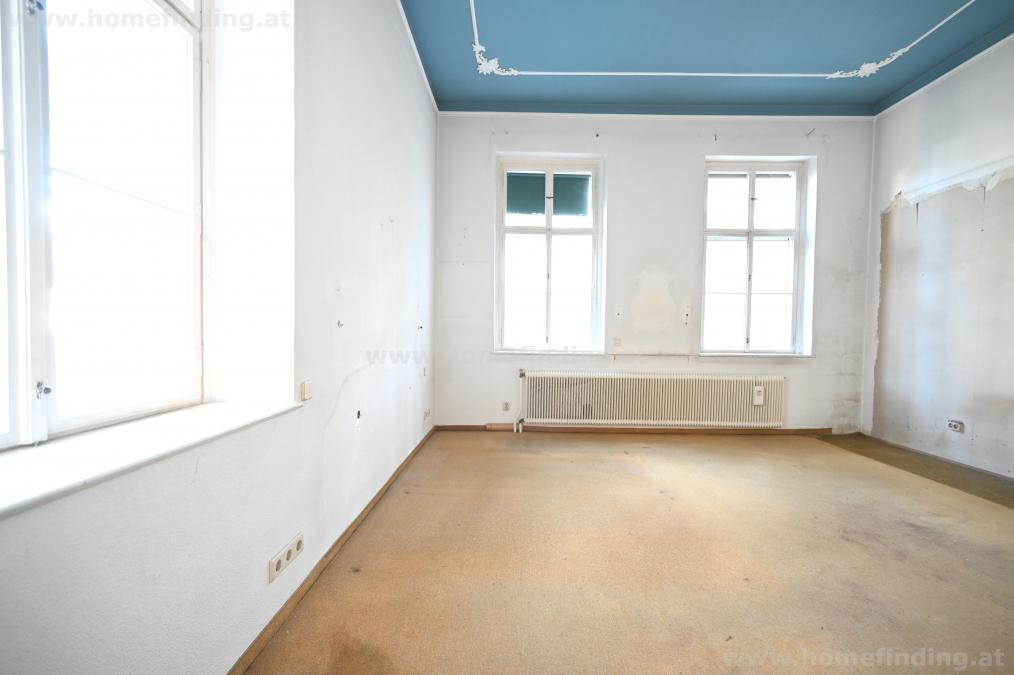 COMING SOON: riesiger Balkon mit Grünblick, ca 180m² WFL, renovierungsbedürftig