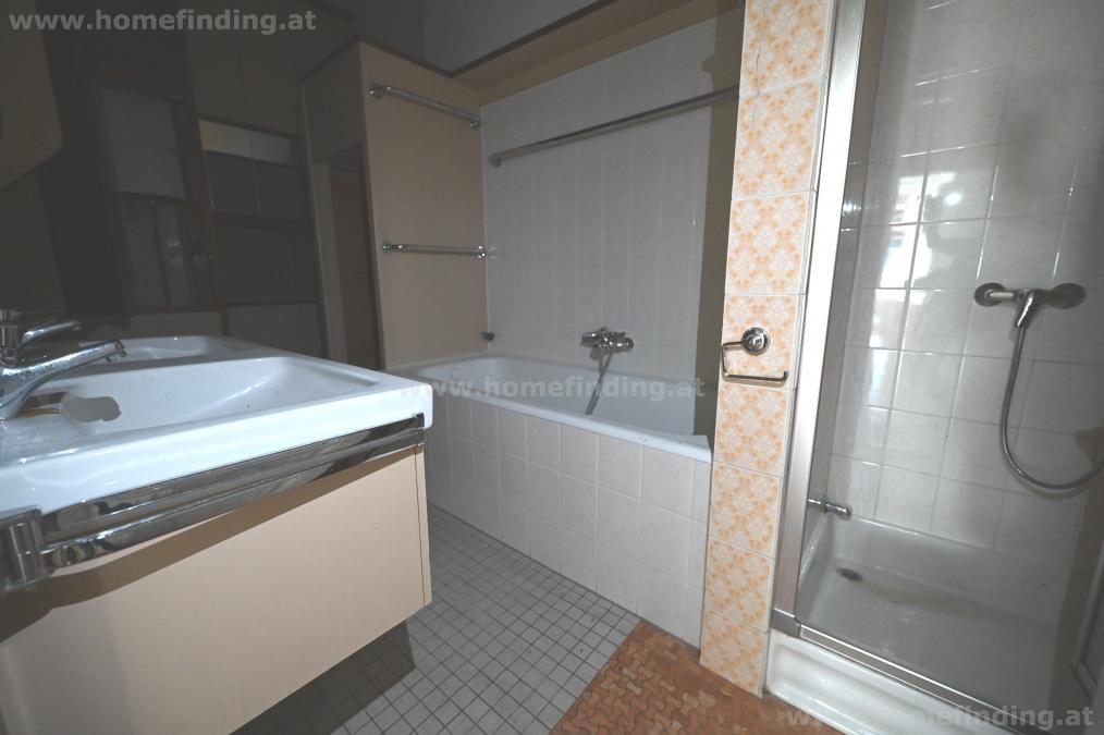 COMING SOON: riesiger Balkon mit Grünblick, ca 180m² WFL, renovierungsbedürftig