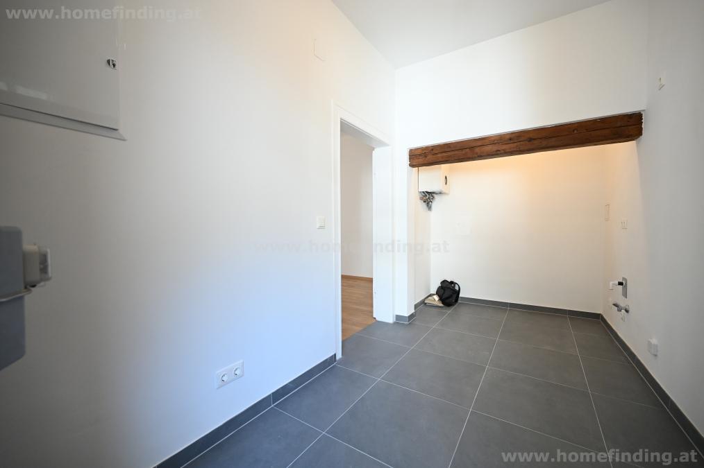 Erstbezug beim Spittelberg: sanierte Altbauwohnung (ohne Küche)