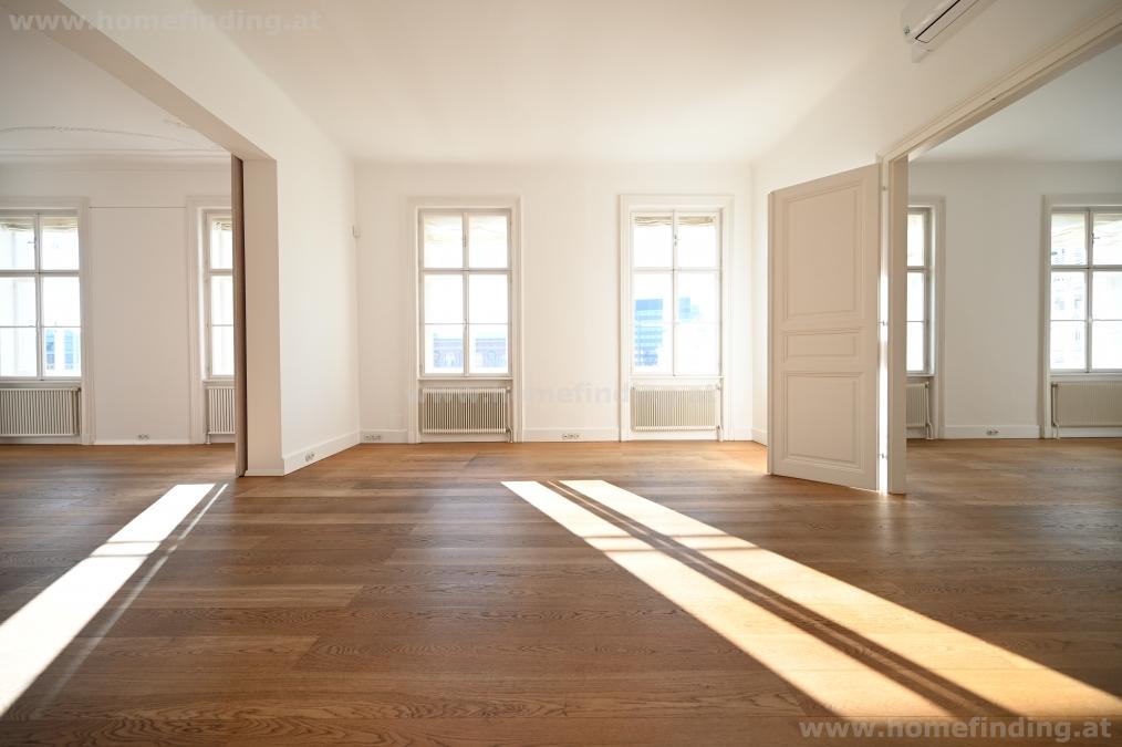 representative oldstyle apartment close to Burggarten/ Schillerplatz