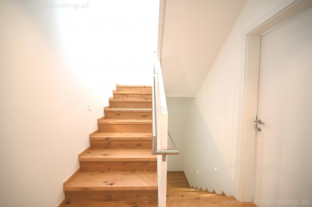 nice semi detached house with garden