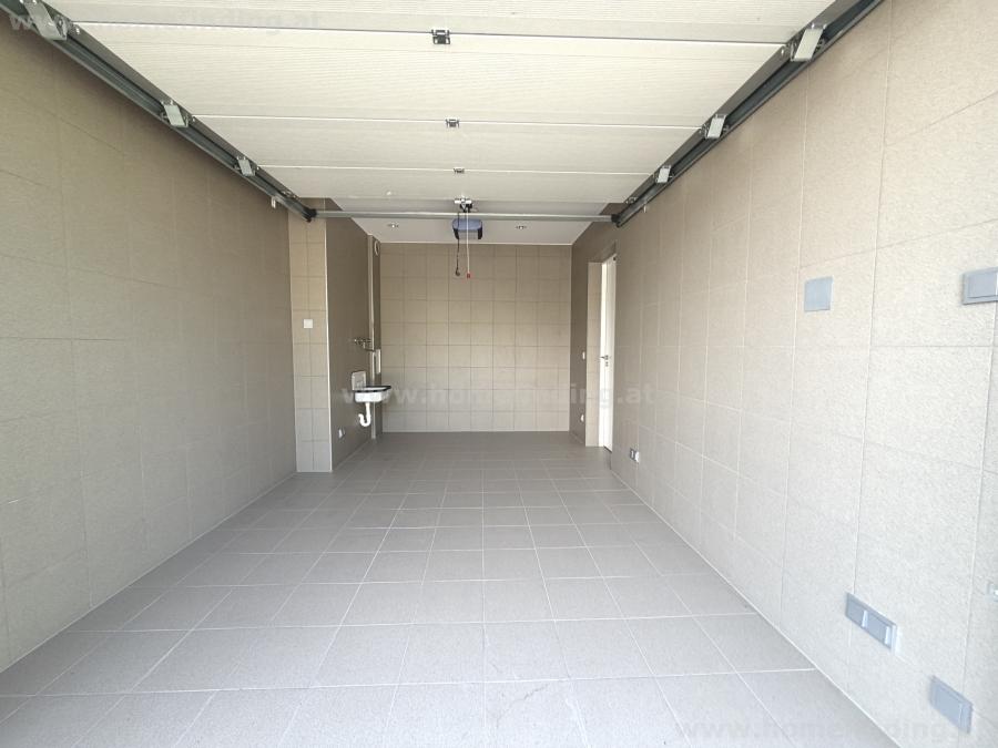 nice semi detached house with garden