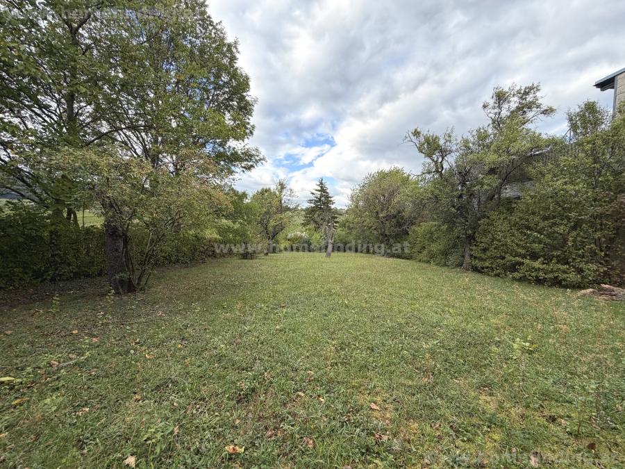 plot for a family house in Perchtoldsdorf