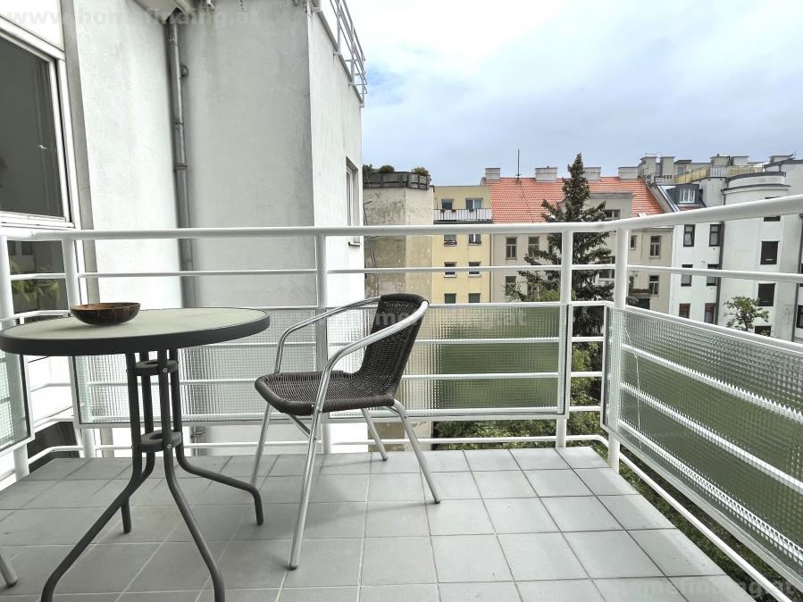 COMING SOON: möblierte 1-Zimmer-Balkonwohnung nahe dem Obkircher Markt - befristet