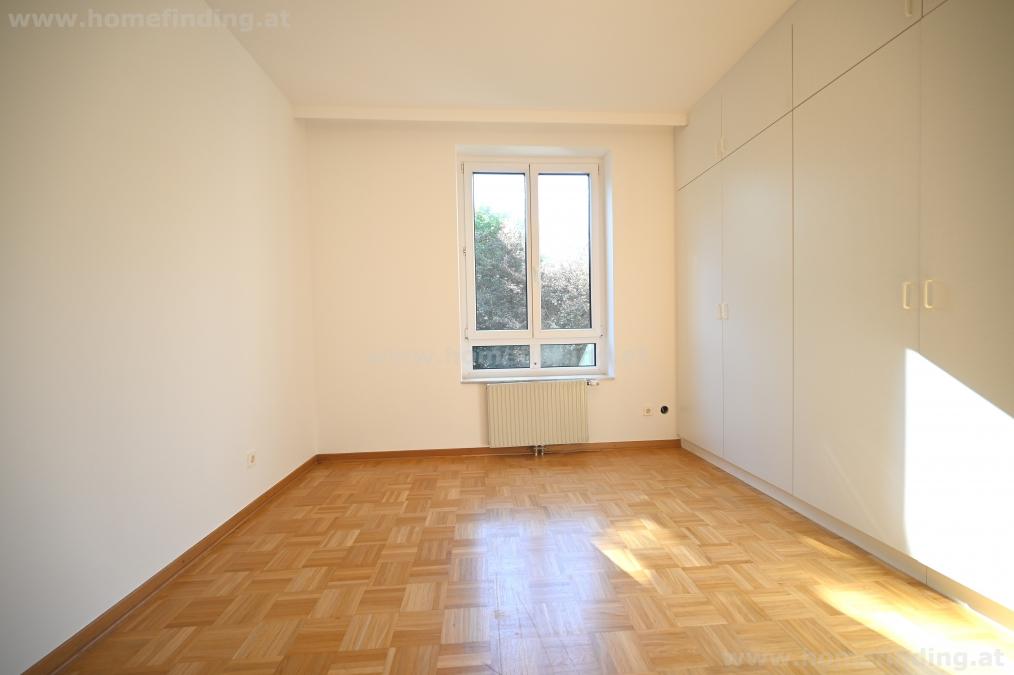 beim Streckerpark: 4 Zimmer, 2 Bäder, Balkon, Garage möglich