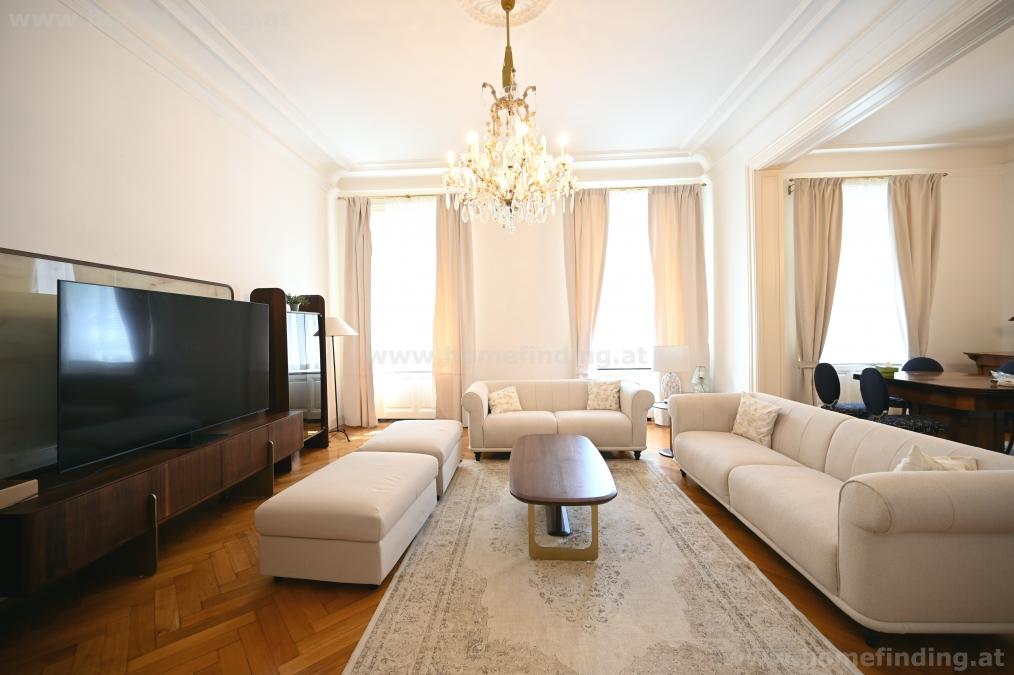 furnished apartment with 3 bedrooms near Parlament/ Rathaus