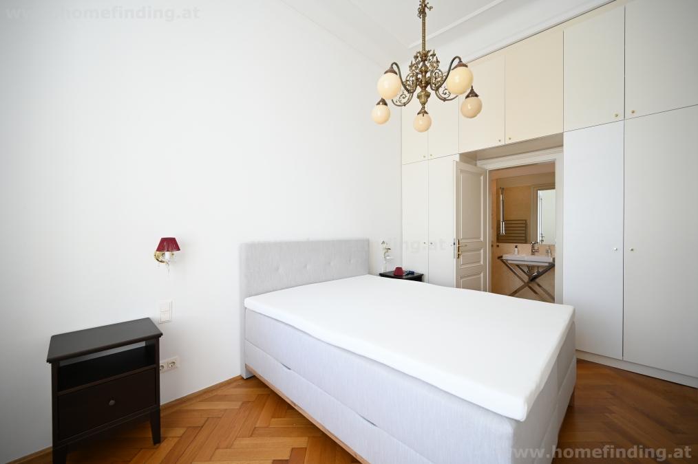furnished apartment with 3 bedrooms near Parlament/ Rathaus