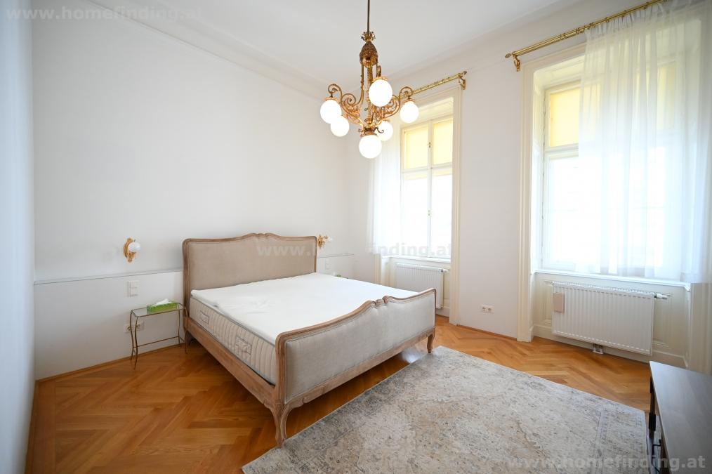 furnished apartment with 3 bedrooms near Parlament/ Rathaus