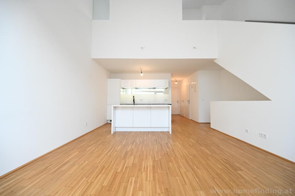 Haus im Haus: 3 Etagen - 4 Zimmer - 2 Terrassen I befristet