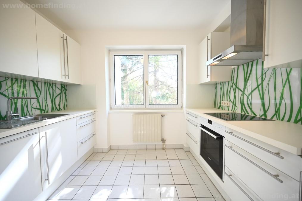 helle 4-Zimmerwohnung mit Balkon und Eigengarten - befristet