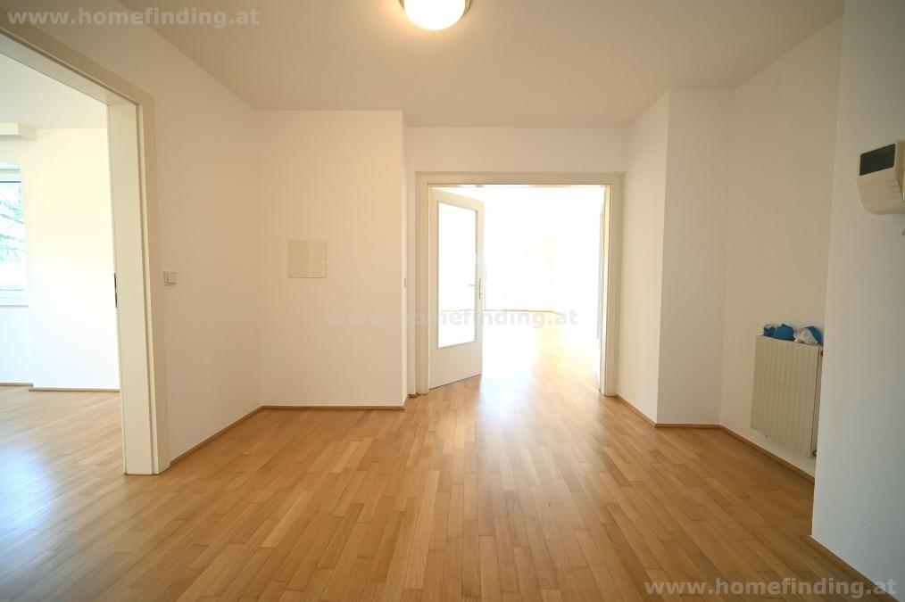 helle 4-Zimmerwohnung mit Balkon und Eigengarten - befristet