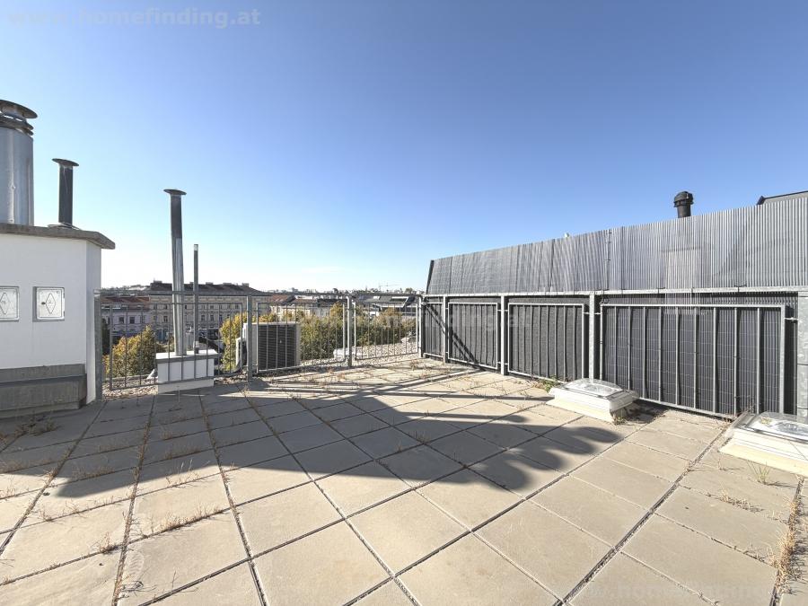 Moderne 4-Zimmer-Dachgeschossmaisonette mit 31m² Terrasse & Klima – 1070 Wien