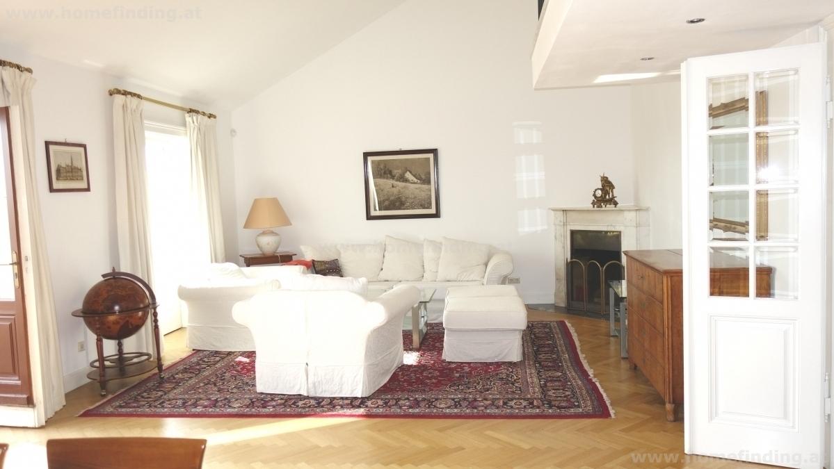 close to Parlament: penthouse/ furnished with terrace