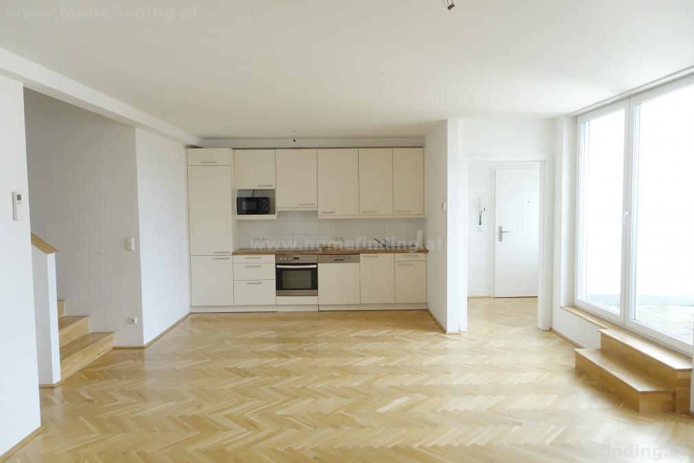 duplex apartment with 3 bedrooms and terrace
