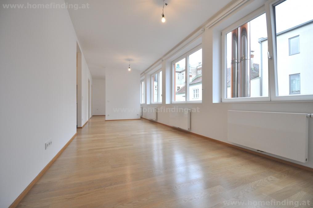 bright 2 rooms at St Pölten (near railway station)