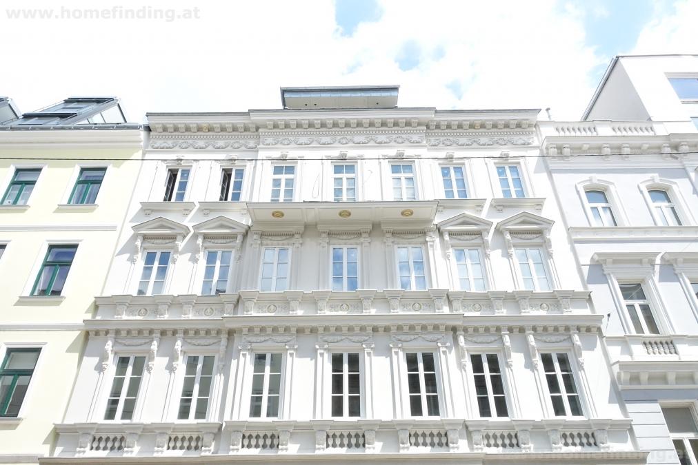 COMING SOON: expat flat - fully furnished I sanierte Altbauwohnung mit Balkon - möbliert