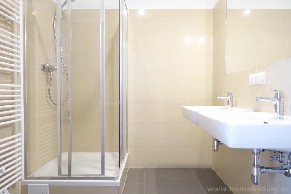COMING SOON: helle Altbauwohnung / 3 Schlafzimmer - unbefristet